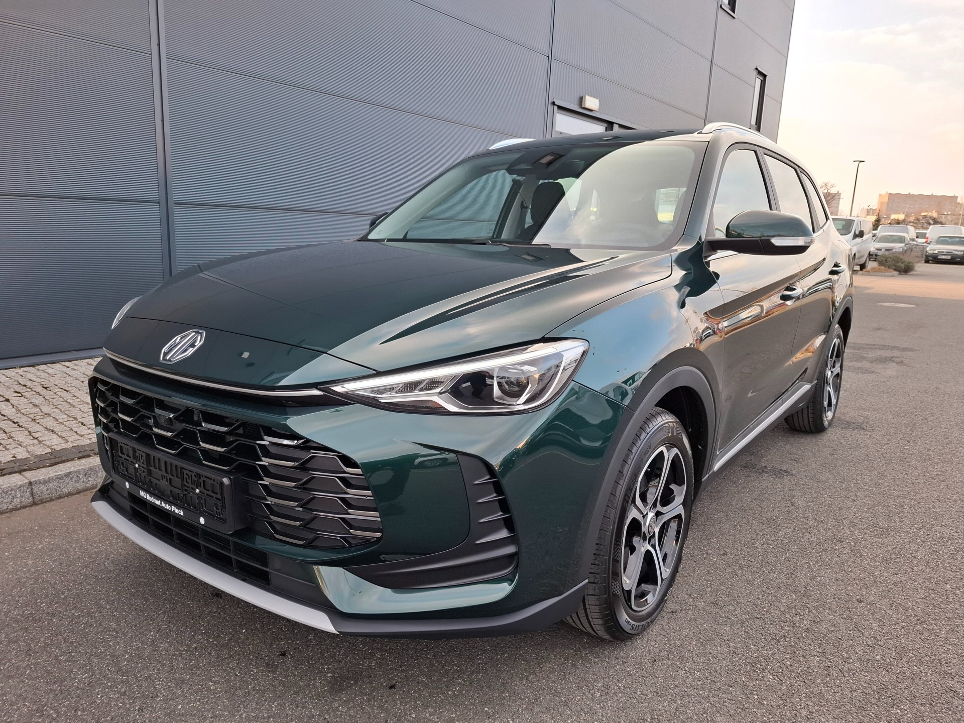 MG ZS Hybrid+ Excite 197 KM